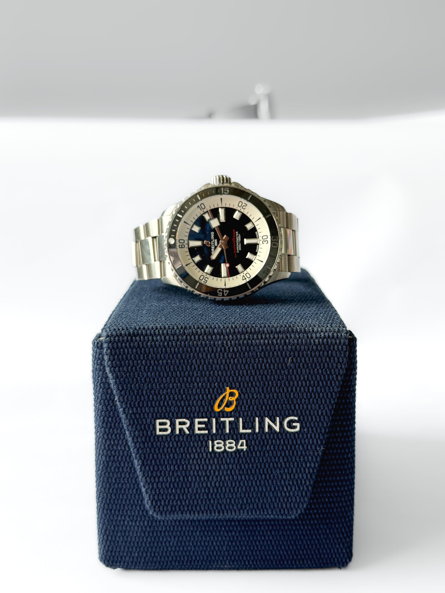Breitling Superocean Automatic 42mm – Modern Dive Watch with Heritage Roots