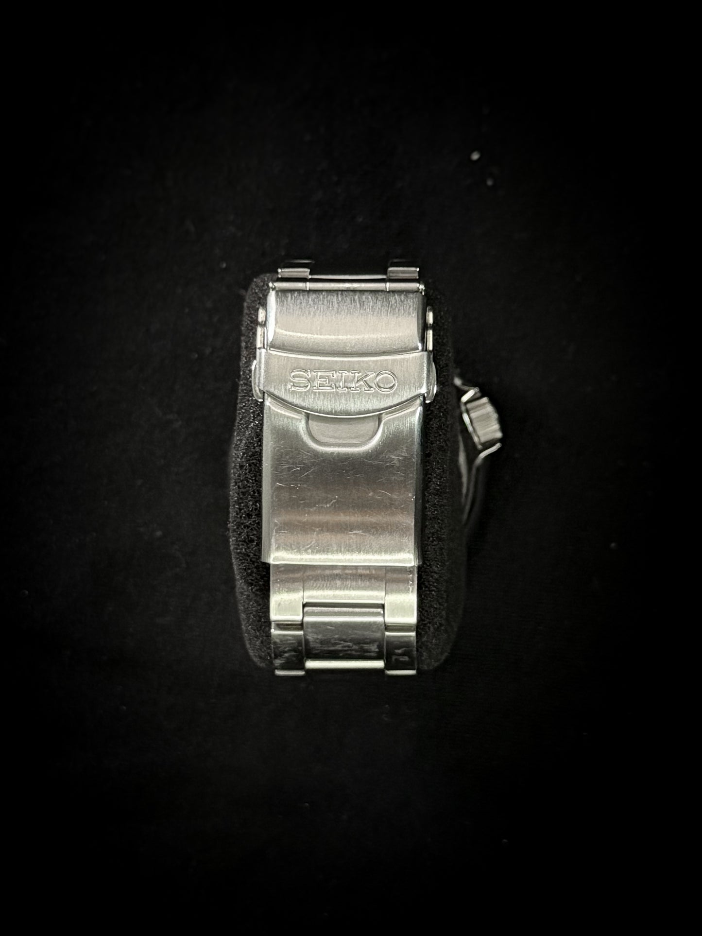 Seiko 5 Sports SRPD55K1 - Black Dial - Missing Warranty Card - Grey Market