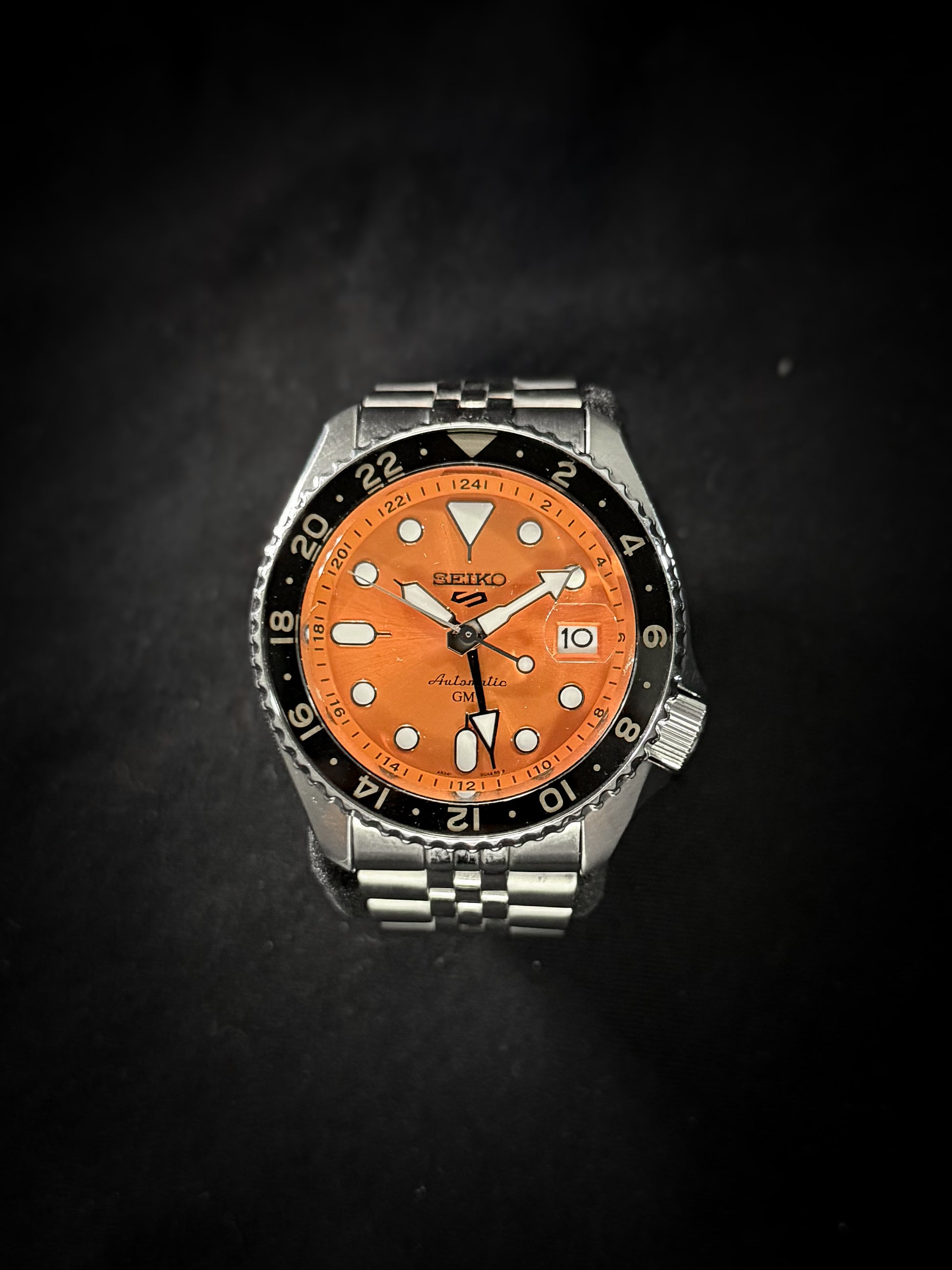 Seiko 5 GMT SSK005K1 Full Set - Grey Market