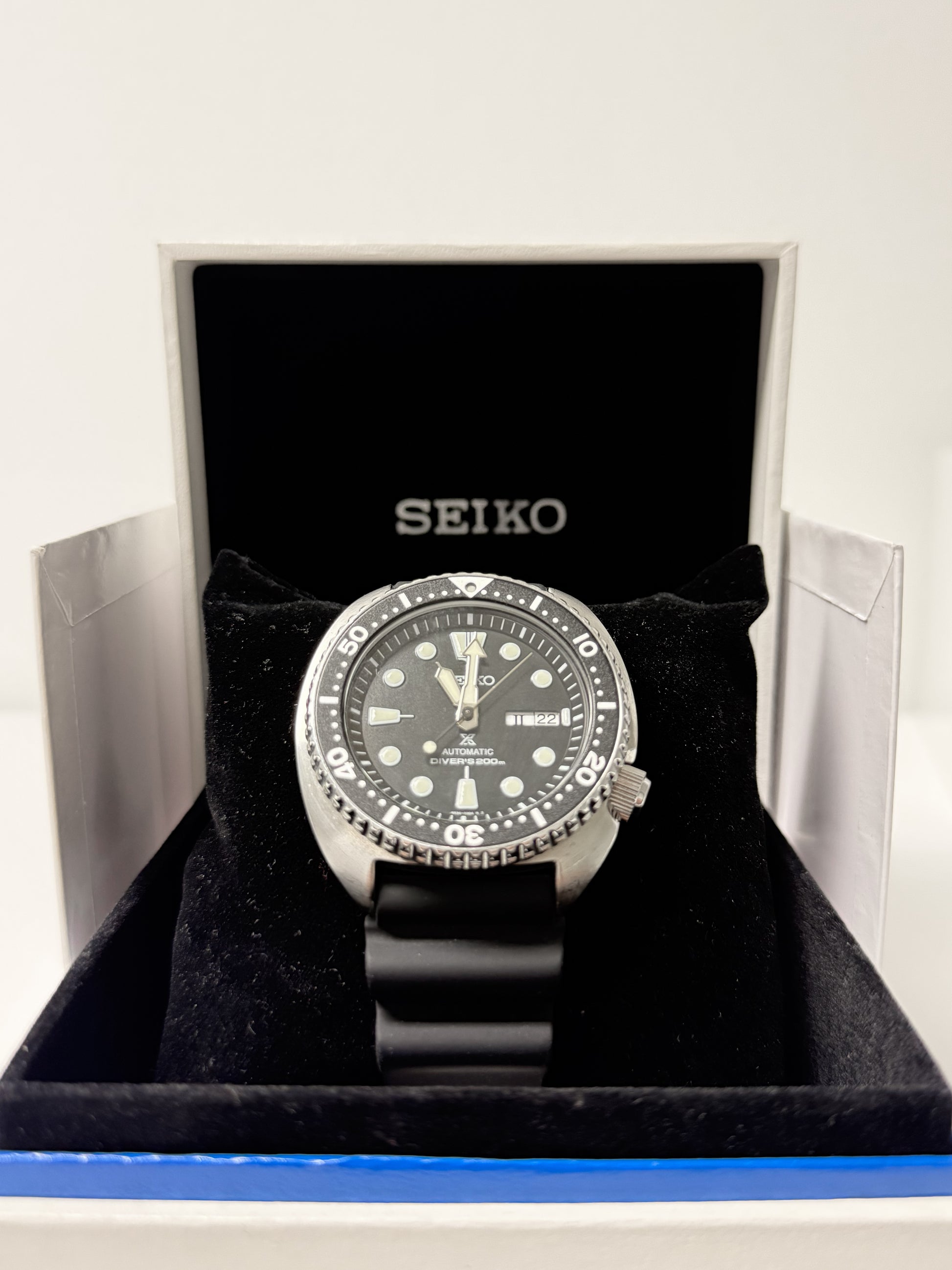 Seiko Prospex Diver SRPE93K1 - Black Dial - Full Set - Grey Market