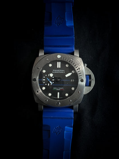 Panerai Luminor Submersible, PAM01162 - Full Set Dated 09/12/2021 - Grey Market