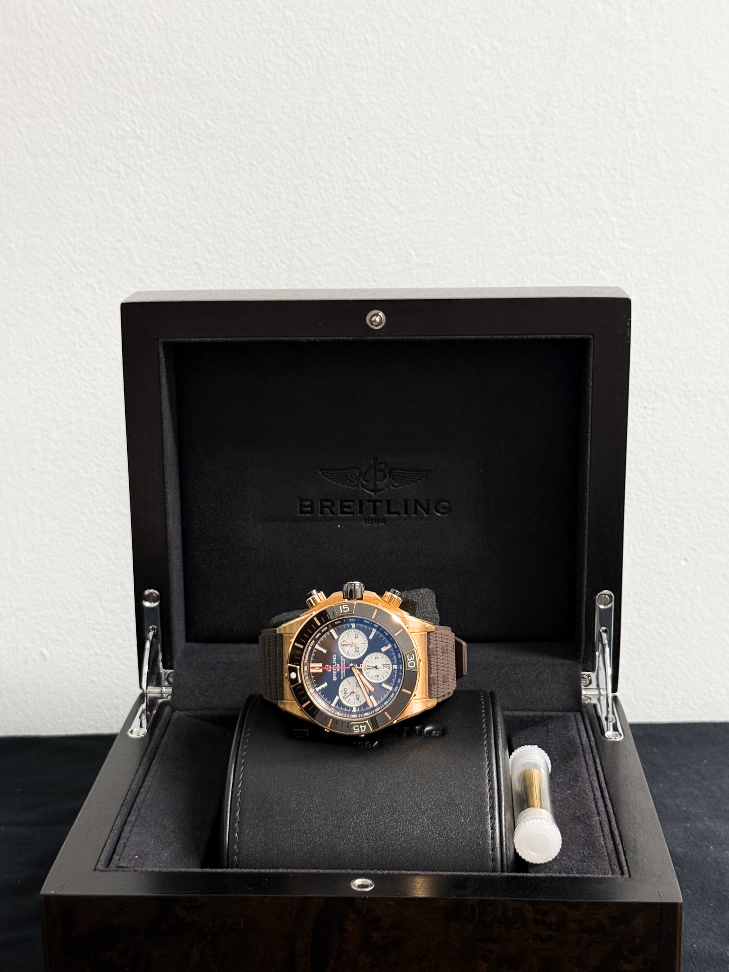 Breitling Super Chronomat B01 44, RB0136E31Q1S1, Full Set - Grey Market